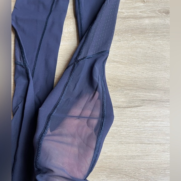 LULULEMON BODYCON LUXTREME HIGH RISE MESH LEGGINGS Navy Blue SZ 4 - Picture 4 of 8